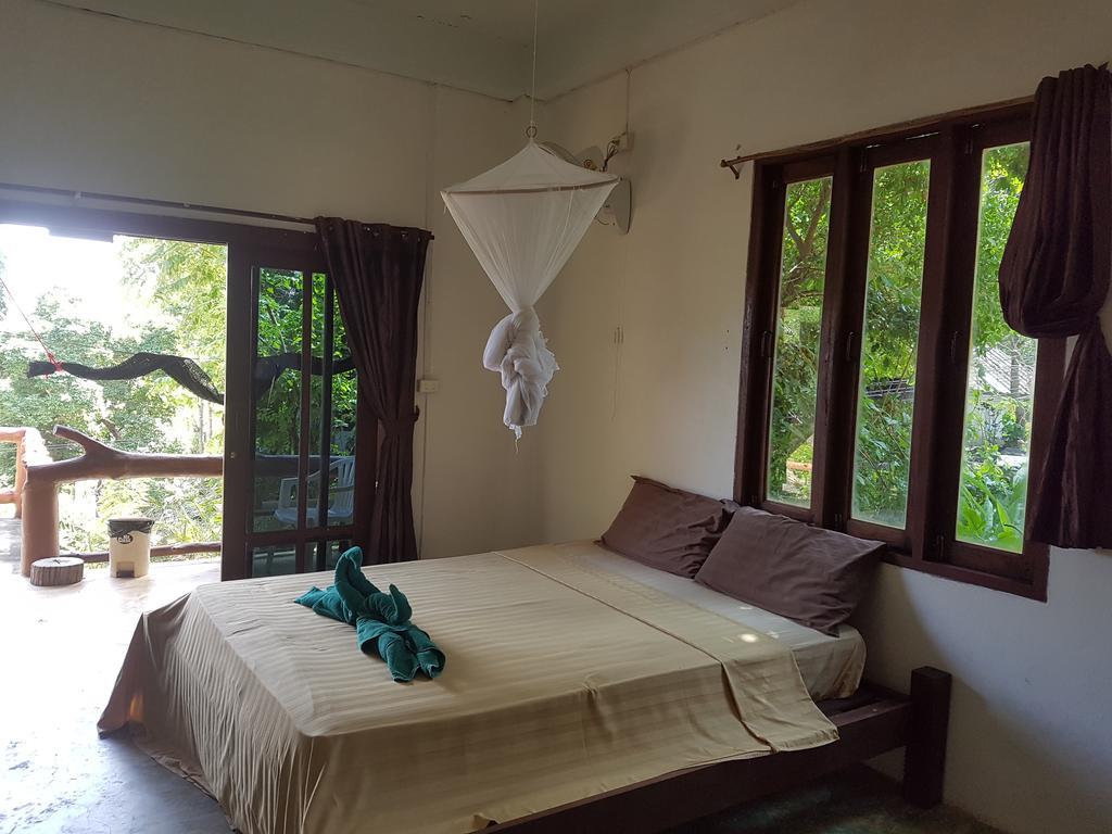 Poseidon Resort Koh Tao Exterior photo